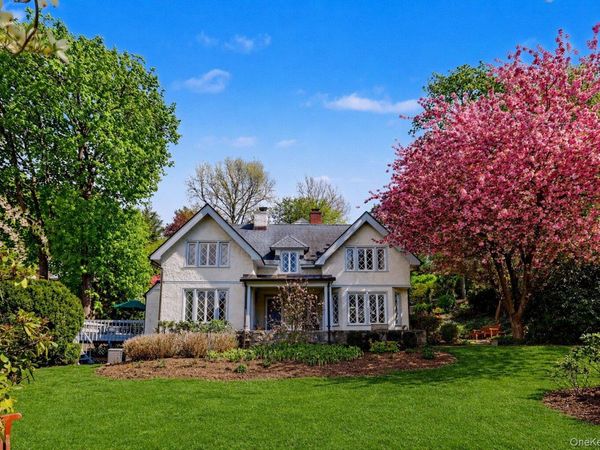 7 Avon Road , Bronxville, NY 10708