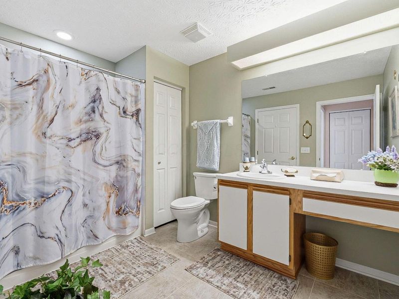 4521 Collingwood Pointe Place, Unit 2, Columbus, OH 43230 Photo 30