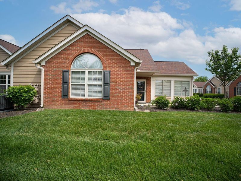 4521 Collingwood Pointe Place, Unit 2, Columbus, OH 43230 Photo 4