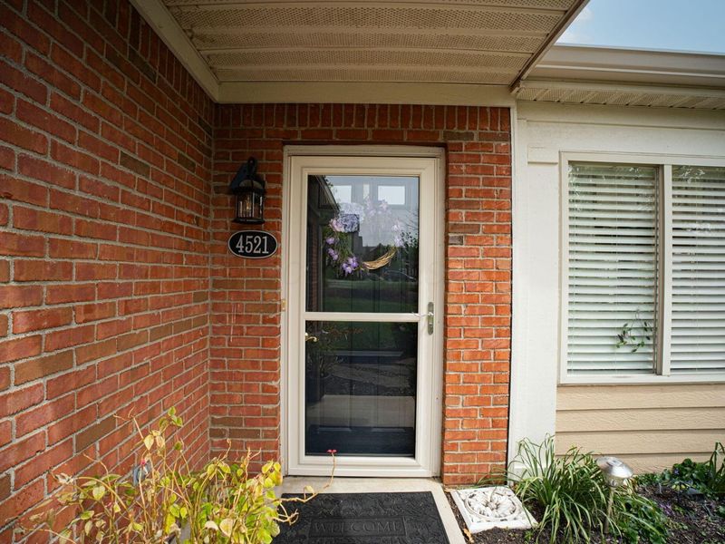 4521 Collingwood Pointe Place, Unit 2, Columbus, OH 43230 Photo 6