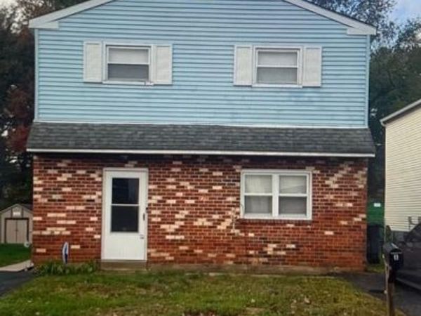 521 CORINTHIAN AVENUE, ESSINGTON, PA 19029