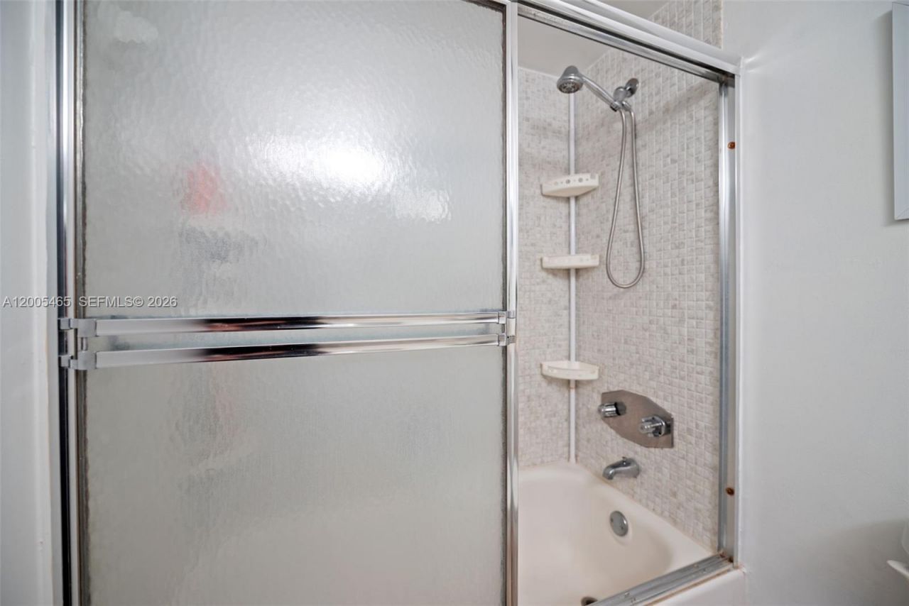 3725 S Ocean Dr, Unit 1212, Hollywood, FL 33019 Photo