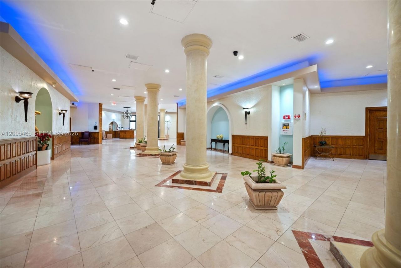 3725 S Ocean Dr, Unit 1212, Hollywood, FL 33019 Photo