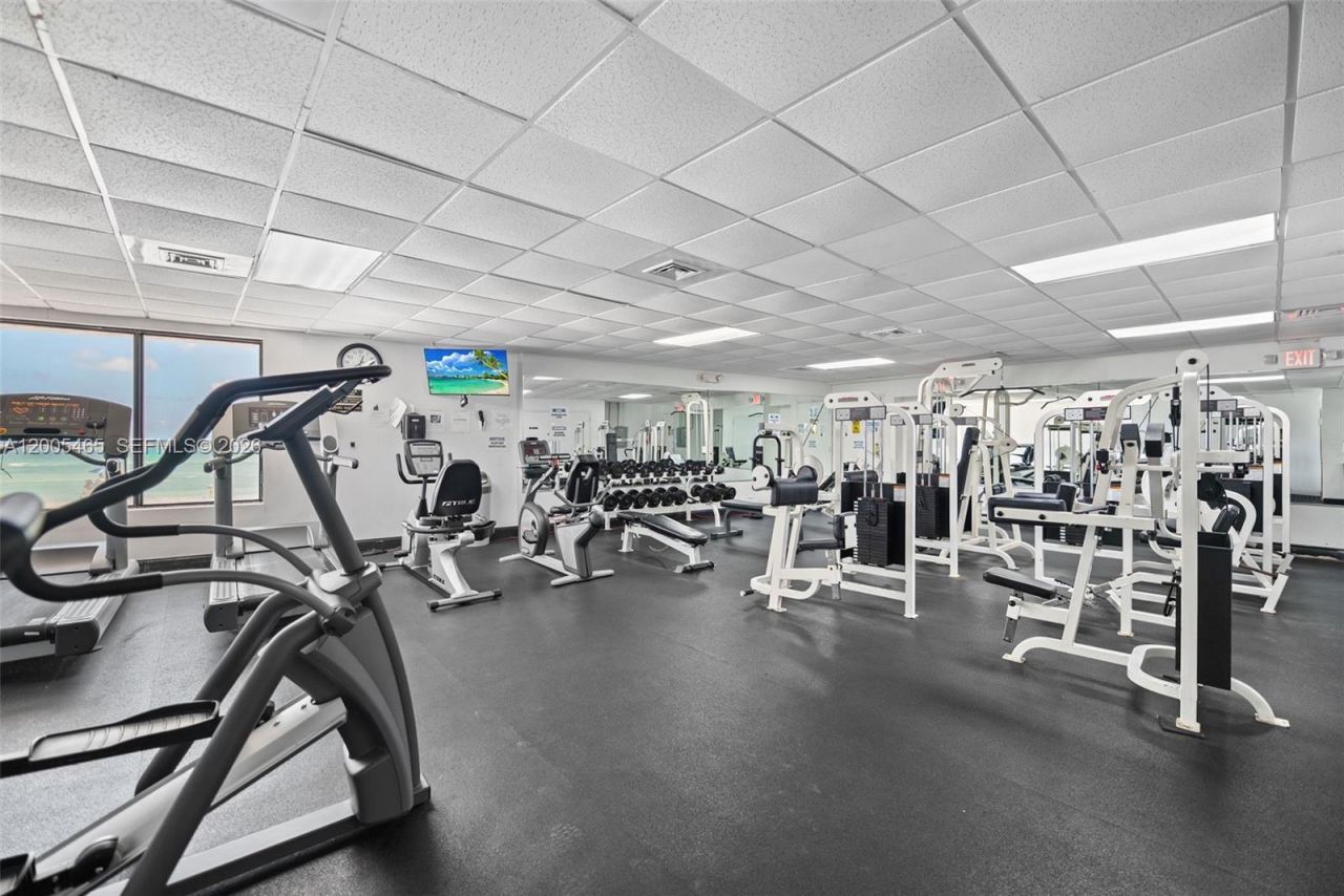 3725 S Ocean Dr, Unit 1212, Hollywood, FL 33019 Photo