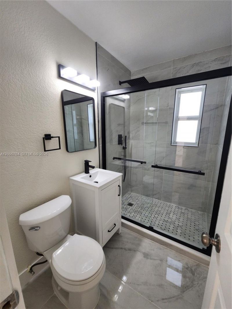 815 NE 134th St , North Miami, FL 33161 Photo