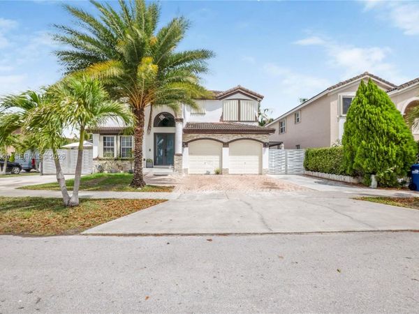 16621 SW 58th Ter , Miami, FL 33193