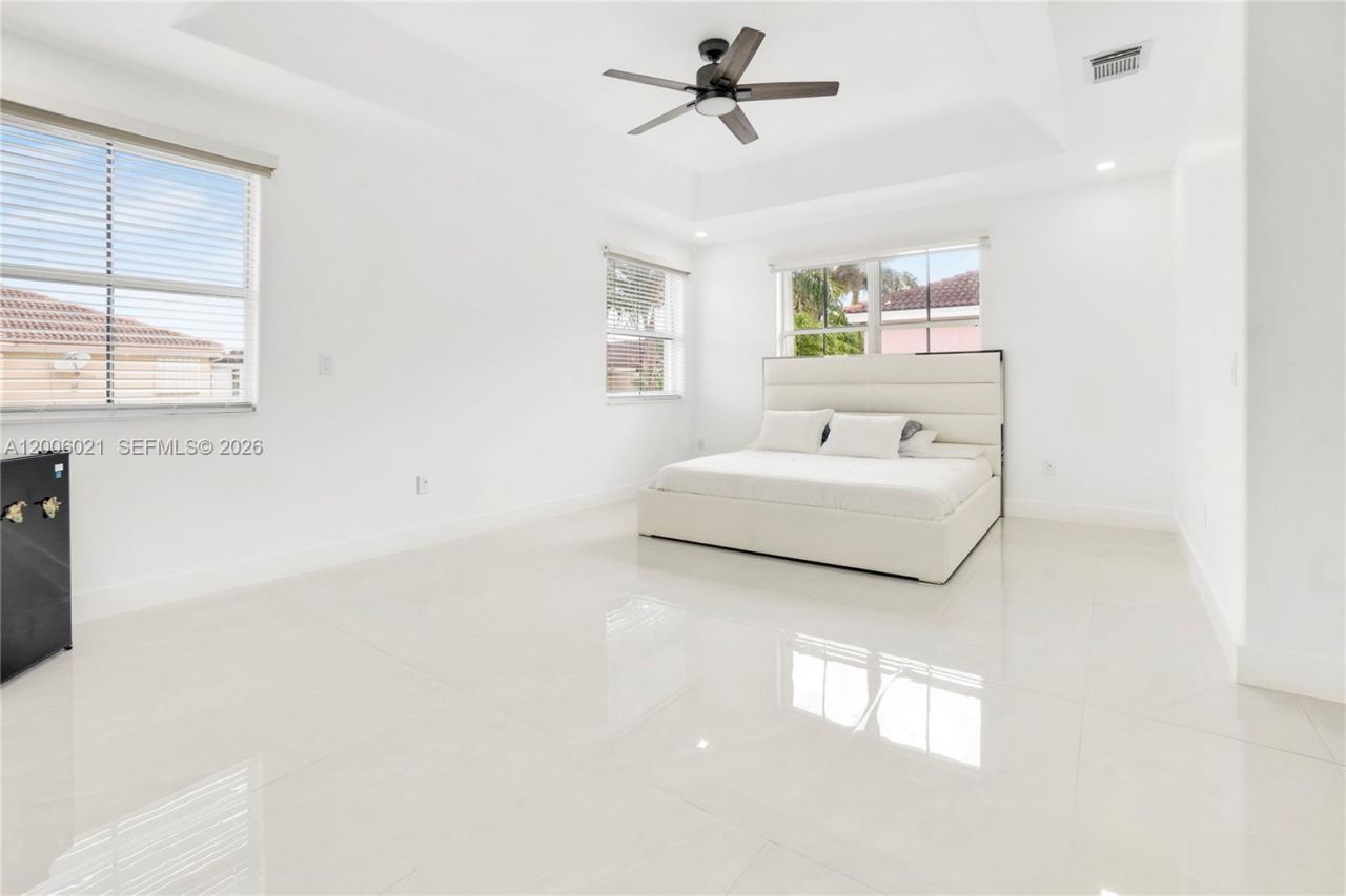 16621 SW 58th Ter , Miami, FL 33193 Photo