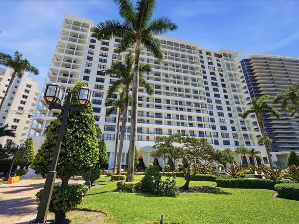 9801 Collins Ave , Unit 14D, Bal Harbour, FL 33154