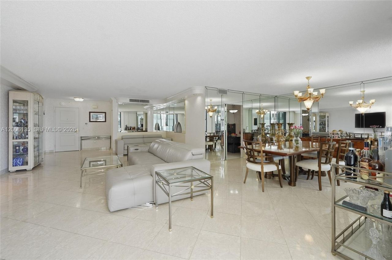 9801 Collins Ave, Unit 14D, Bal Harbour, FL 33154 Photo