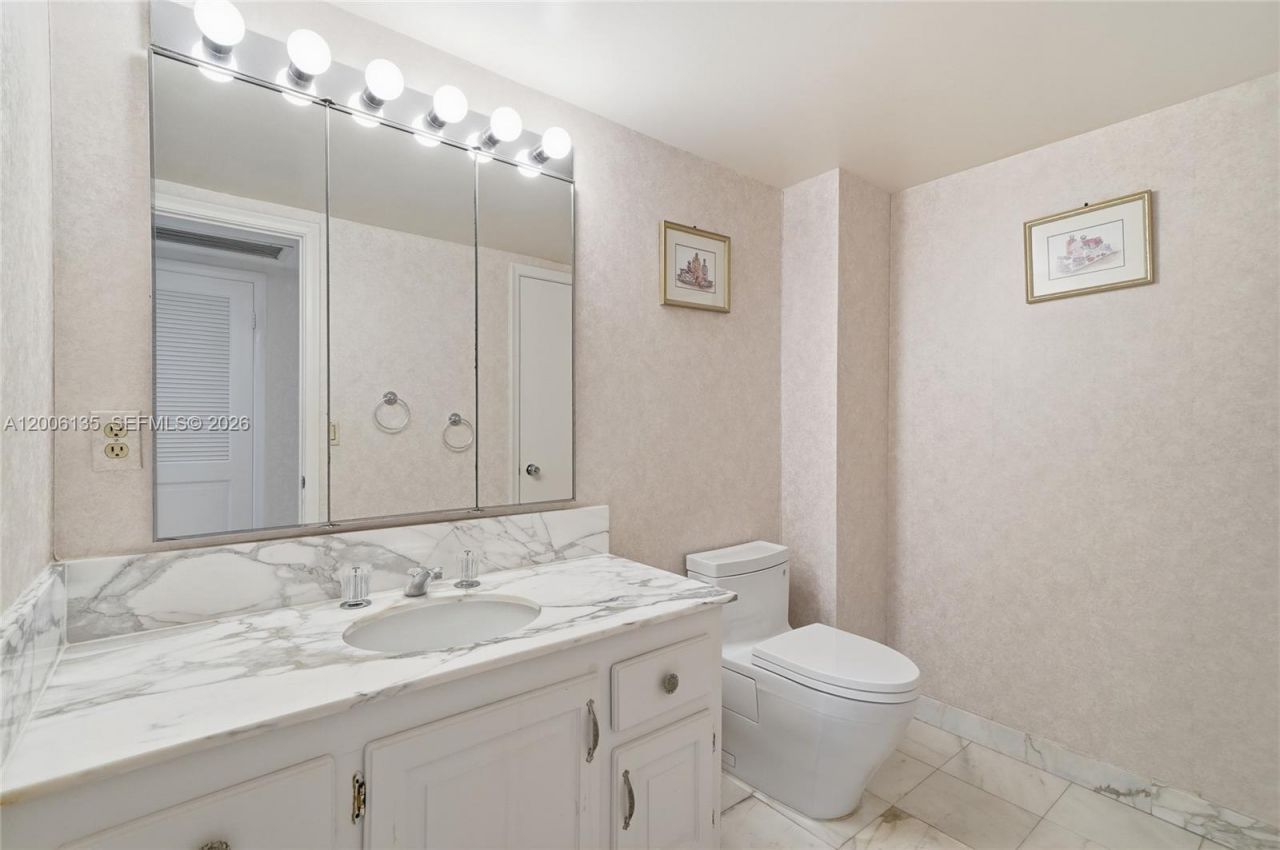 9801 Collins Ave, Unit 14D, Bal Harbour, FL 33154 Photo