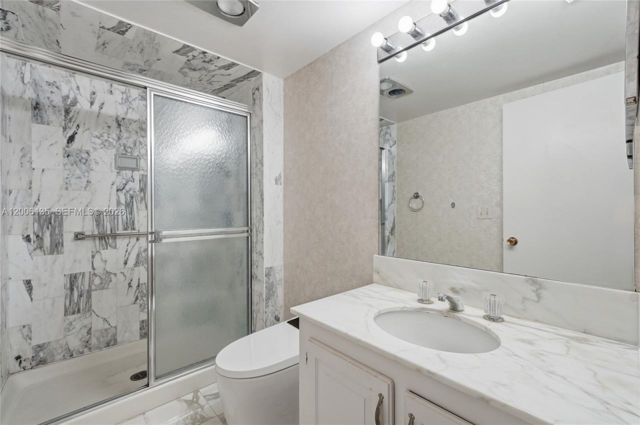 9801 Collins Ave, Unit 14D, Bal Harbour, FL 33154 Photo