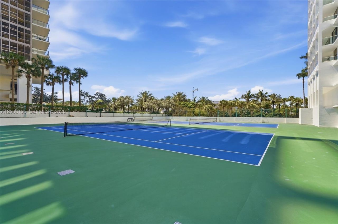 9801 Collins Ave, Unit 14D, Bal Harbour, FL 33154 Photo