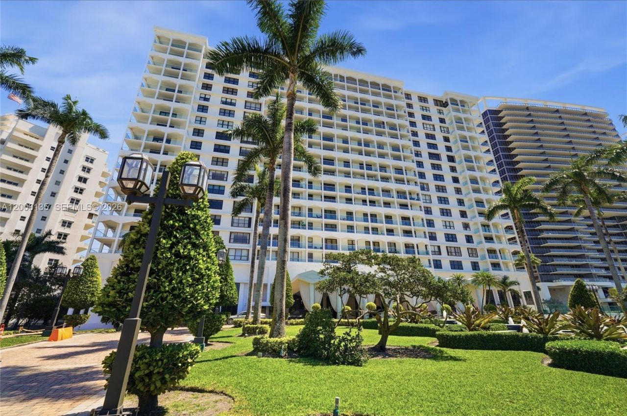 9801 Collins Ave, Unit 14D, Bal Harbour, FL 33154 Photo