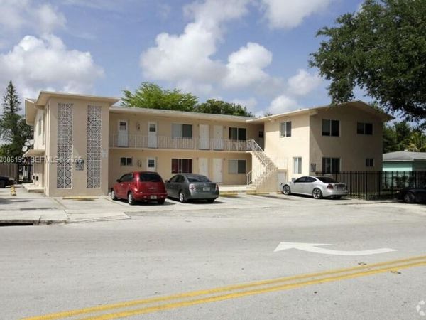 14305 NE 6th Ave , North Miami, FL 33161