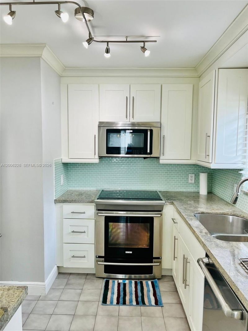 2036 SW 57th Ct, Unit 2038, Miami, FL 33155 Photo
