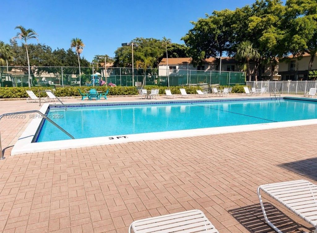 8224 NW 9th Ct, Unit 3, Plantation, FL 33324 Photo