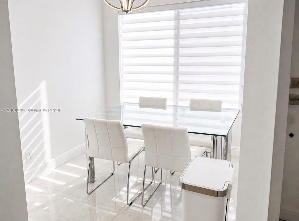 8224 NW 9th Ct, Unit 3, Plantation, FL 33324 Photo