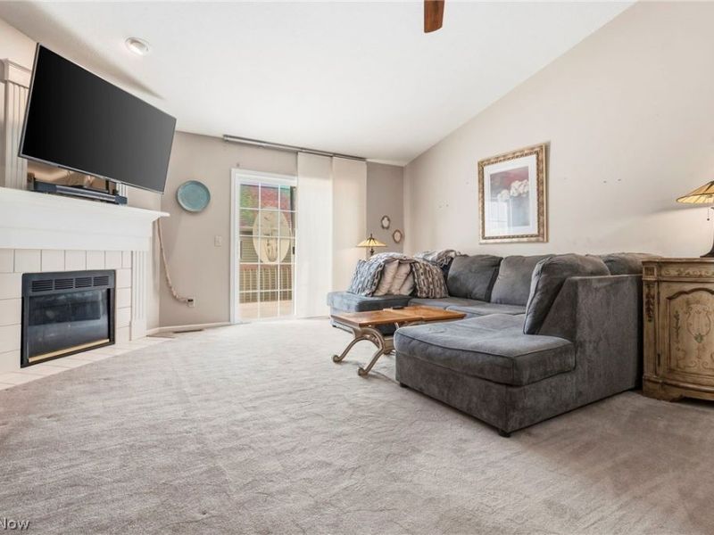 3198 Mariners Island Drive NW, Canton, OH 44708 Photo 11