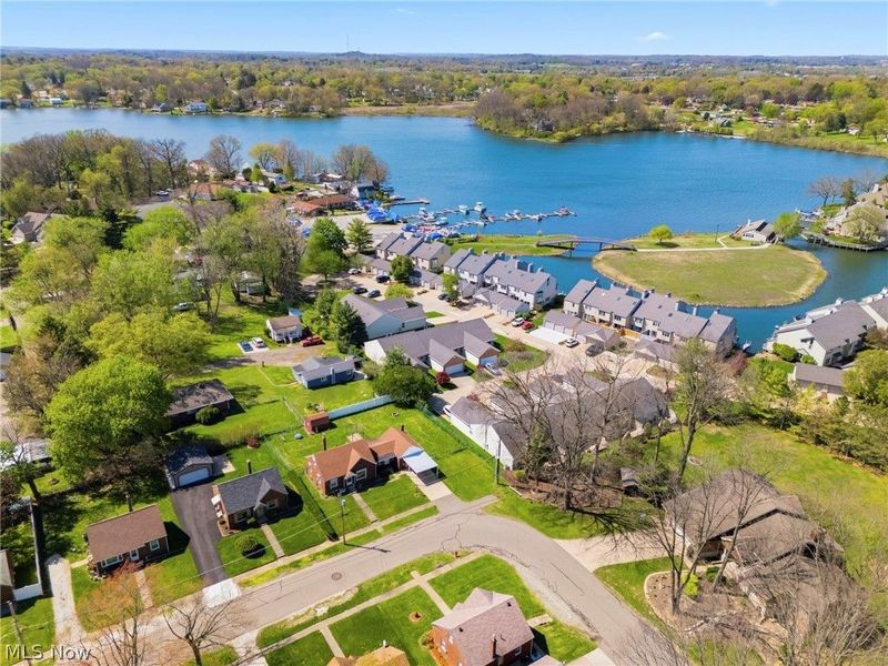 3198 Mariners Island Drive NW, Canton, OH 44708 Photo 31