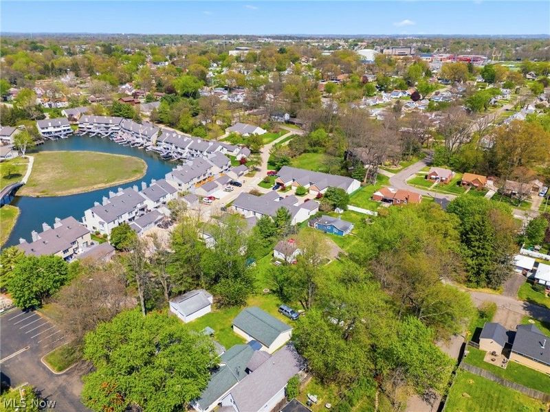 3198 Mariners Island Drive NW, Canton, OH 44708 Photo 33