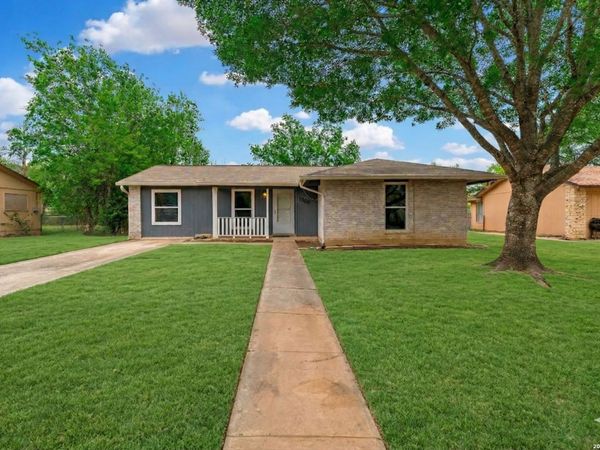 1508 CHESTNUT DR, Schertz, TX 78154