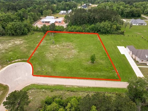 12568 GOLDENTOP Drive , Covington, LA 70433