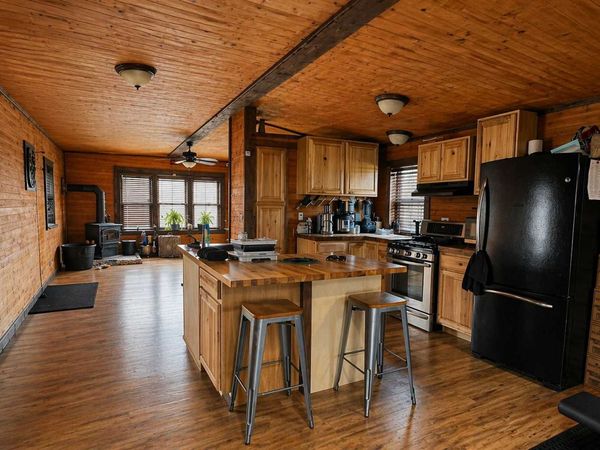 101 Bowman Street, Stewart, MN 55385