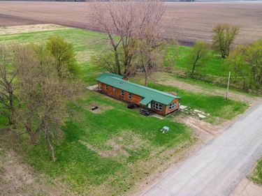 101 Bowman Street, Stewart, MN 55385