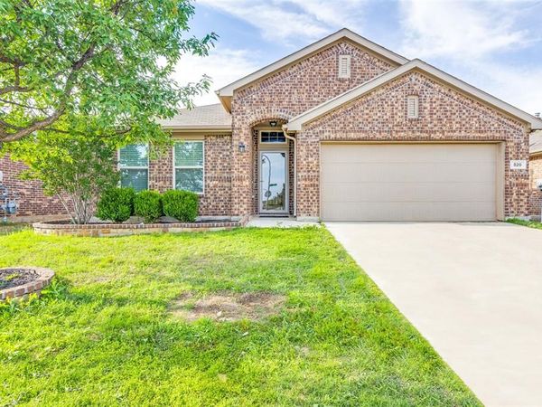520 Pollyann Trail, Fort Worth, TX 76052
