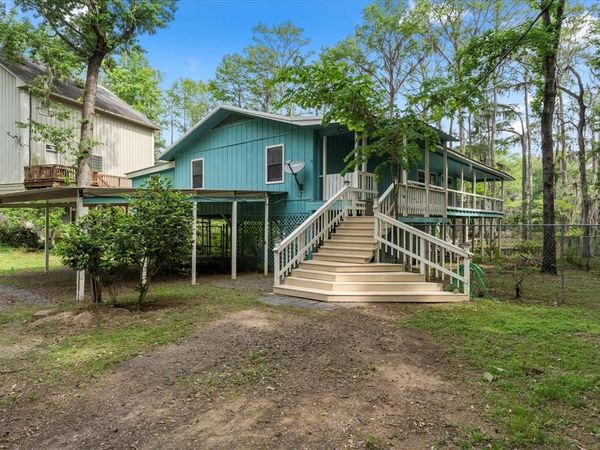 230 W Sesame Street , Karnack, TX 75661