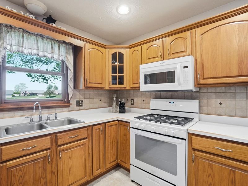 1738 Berwick Drive , Springfield, OH 45503 Photo 25