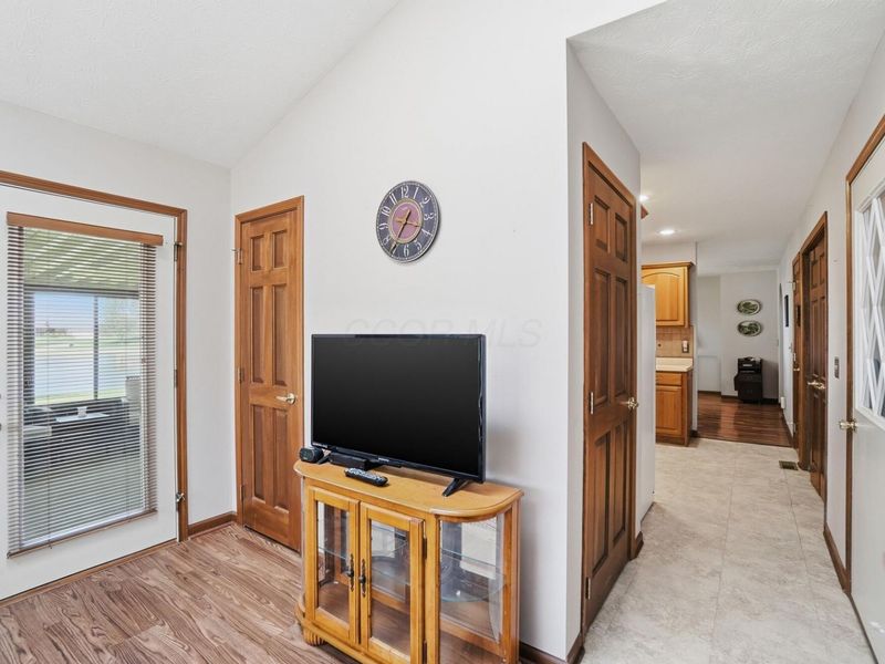 1738 Berwick Drive , Springfield, OH 45503 Photo 38