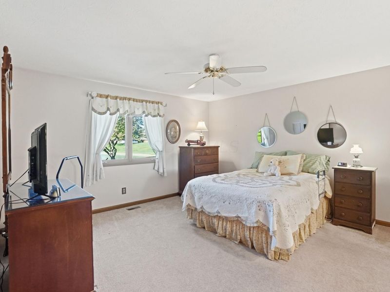 1738 Berwick Drive , Springfield, OH 45503 Photo 42