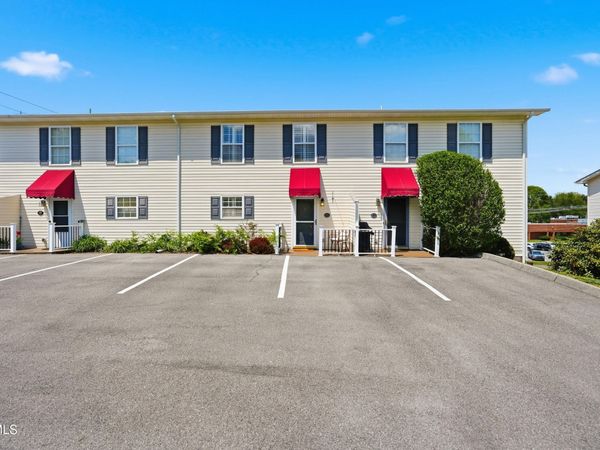 2101 Cherokee Road, Unit 12, Johnson City, TN 37604