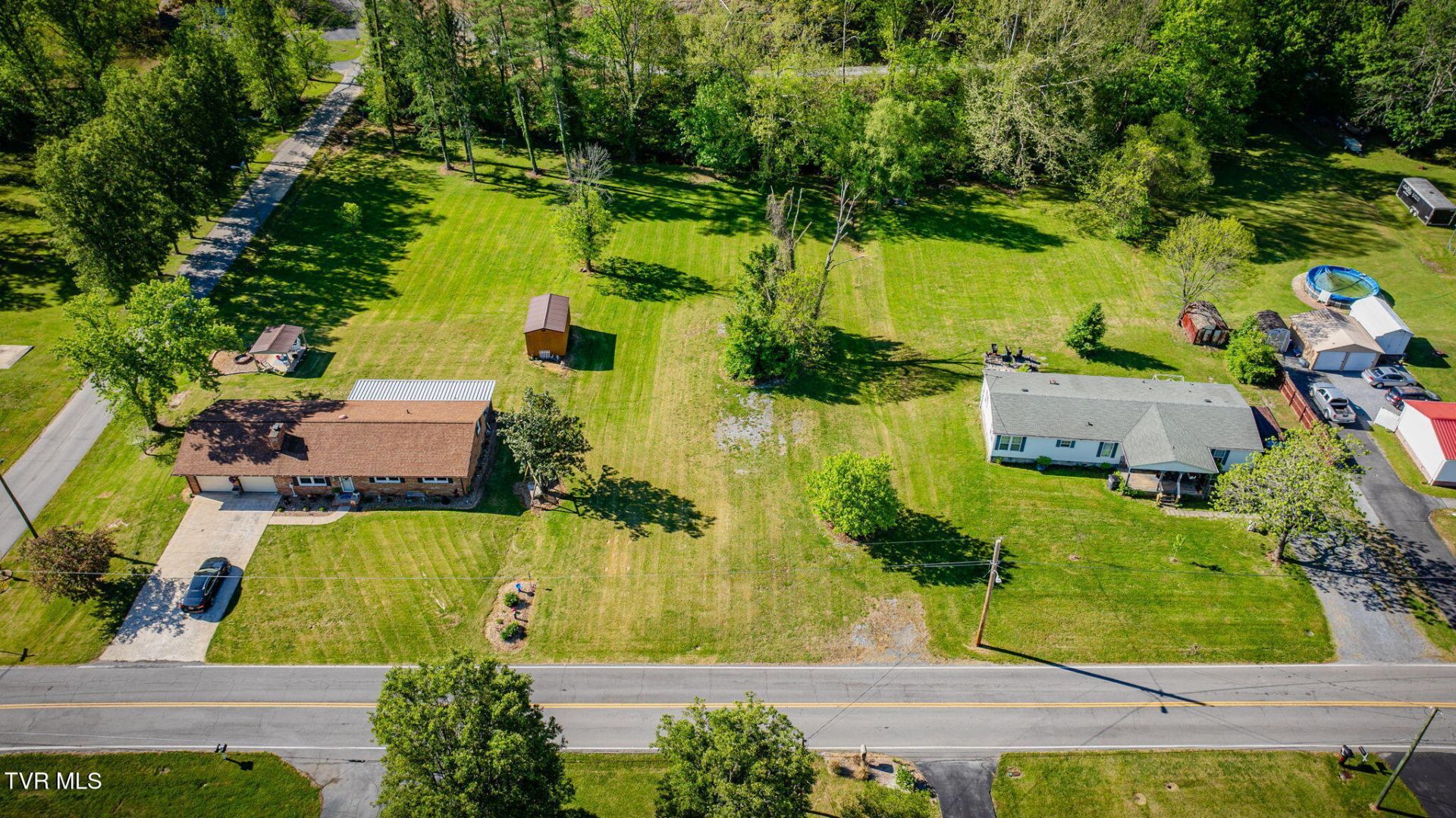 1932 Diana Road, Kingsport, TN 37660 Main Photo