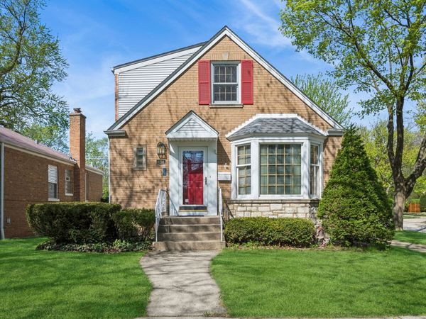 6250 N Lowell Avenue , Chicago, IL 60646