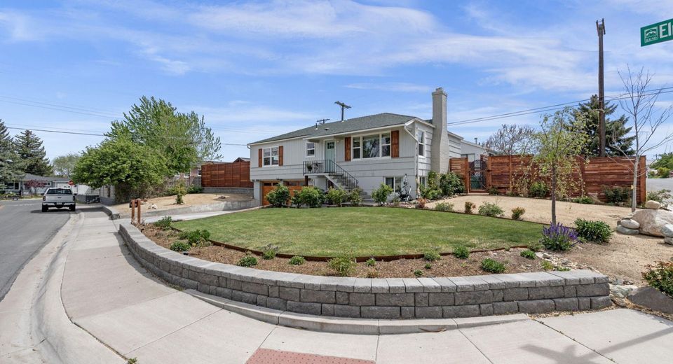 1530 Elmcrest Drive, Reno, NV 89503 Photo