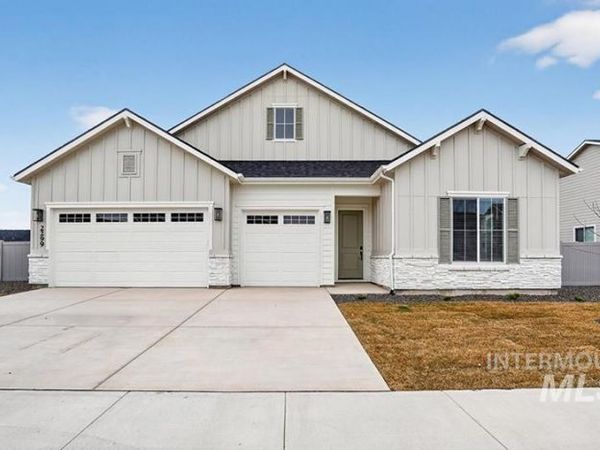 2431 N Black Fire Ave, Star, ID 83669