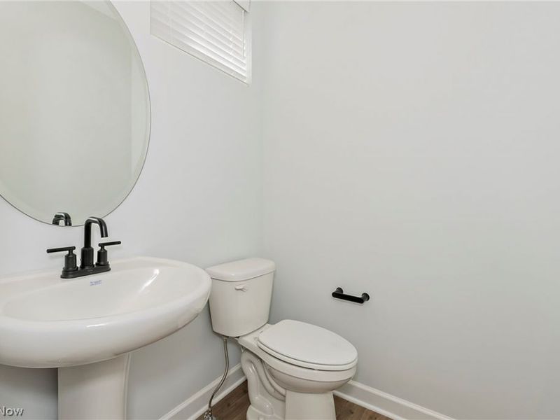 2240 E 97th Street, Cleveland, OH 44106 Photo 17