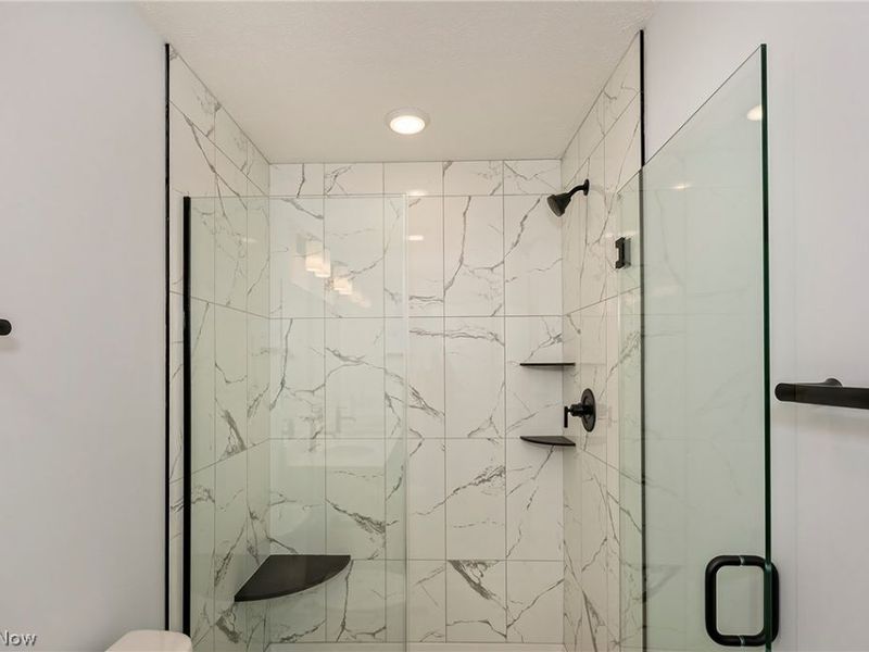 2240 E 97th Street, Cleveland, OH 44106 Photo 24