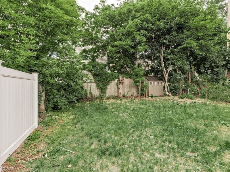 2240 E 97th Street, Cleveland, OH 44106 Photo 40