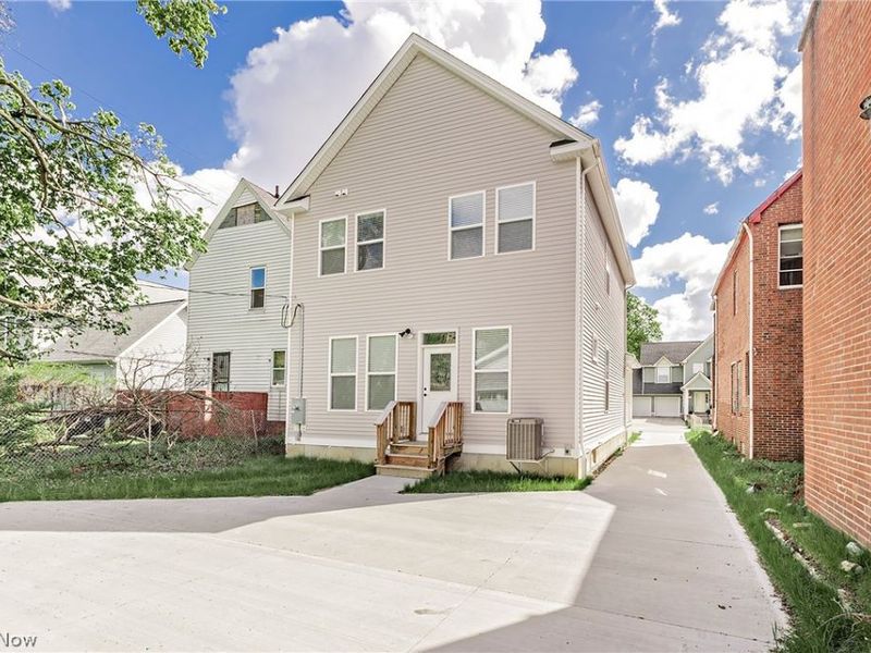 2240 E 97th Street, Cleveland, OH 44106 Photo 41