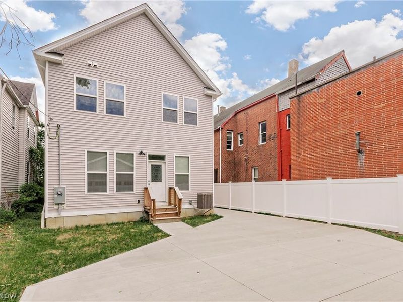 2240 E 97th Street, Cleveland, OH 44106 Photo 42