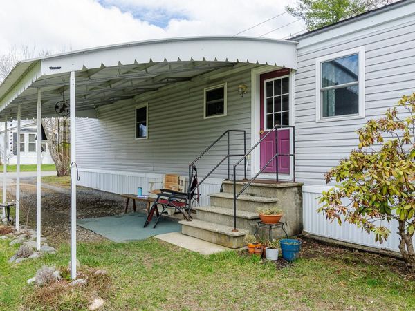 2 Woodland Park, Troy, NH 03465