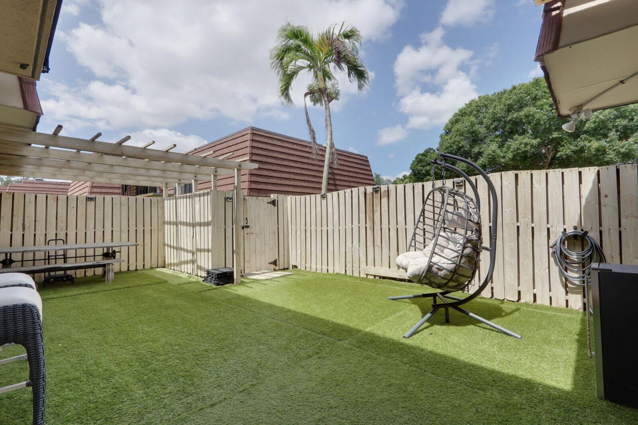 1614 16th Lane, Palm Beach Gardens, FL 33418 Photo