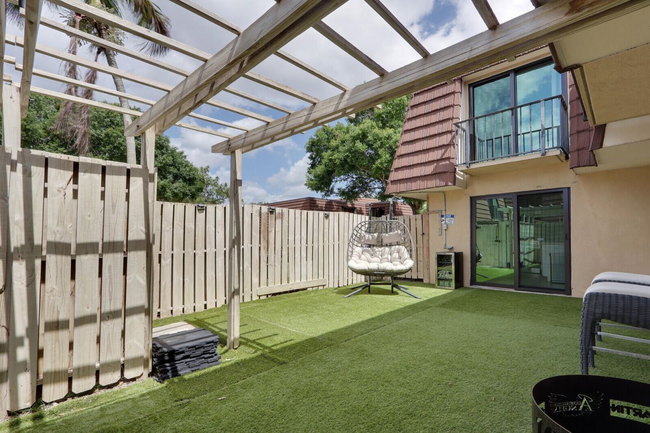 1614 16th Lane, Palm Beach Gardens, FL 33418 Photo