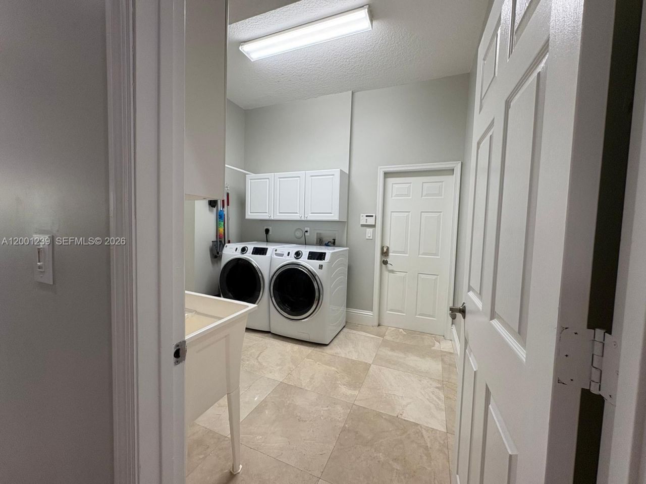 13805 SW 41st St, Davie, FL 33330 Photo