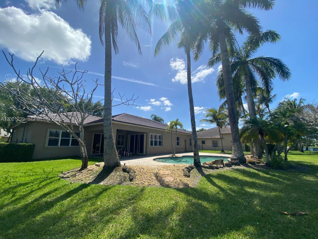 13805 SW 41st St, Davie, FL 33330 Photo