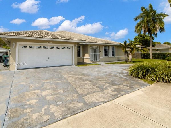 14557 SW 160th St, Miami, FL 33177