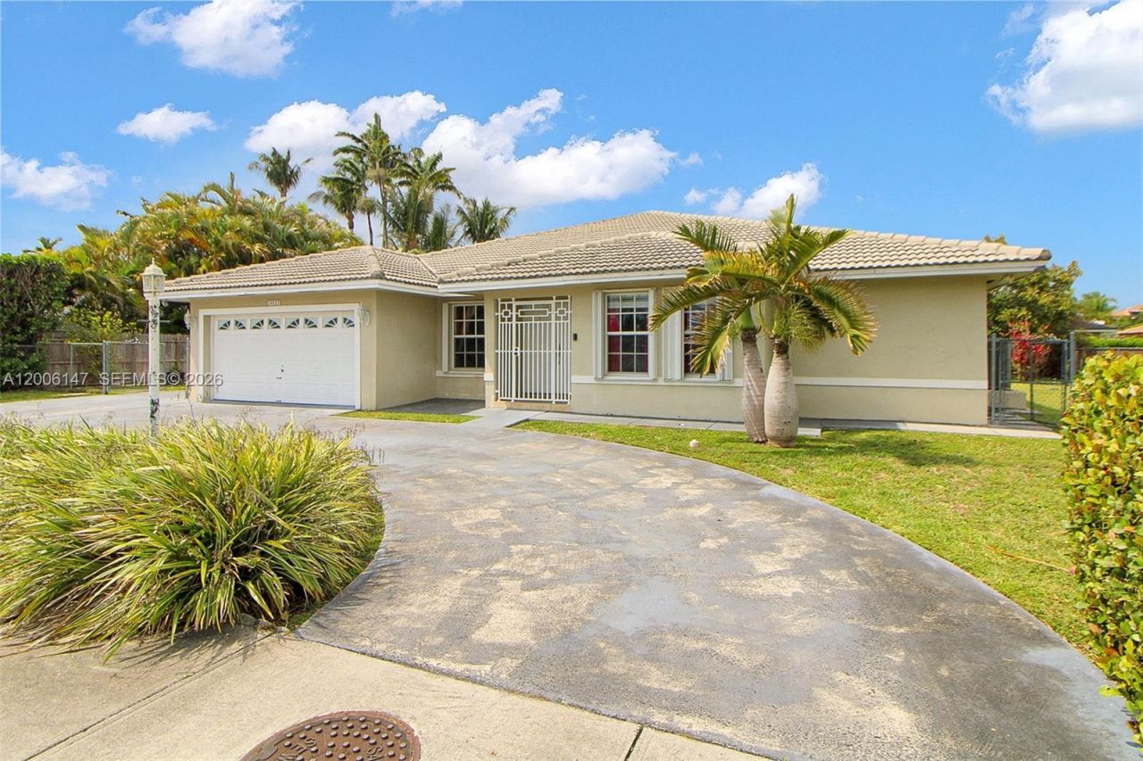 14557 SW 160th St, Miami, FL 33177 Photo